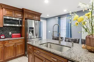 73 Wareham St, Middleborough, MA 02346 - Photo 7