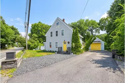 73 Wareham St, Middleborough, MA 02346 - Photo 3