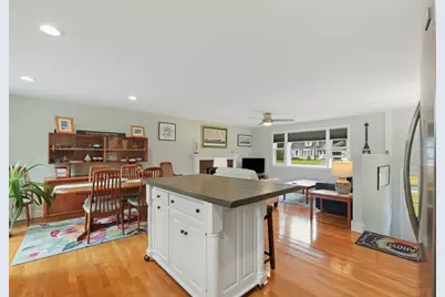 8 Country Way, Kingston, MA 02364 - Photo 9