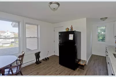 60-62 Shawmut Ave, Holyoke, MA 01040 - Photo 5