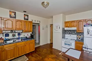 60-62 Shawmut Ave, Holyoke, MA 01040 - Photo 11