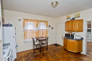 60-62 Shawmut Ave, Holyoke, MA 01040 - Photo 13