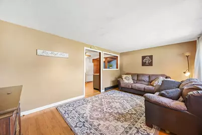 26 Greenmeadow Lane, Granby, MA 01033 - Photo 7