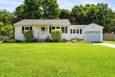 26 Greenmeadow Lane, Granby, MA 01033 - Photo 3