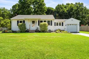 26 Greenmeadow Ln, Granby, MA 01033 - Photo 3