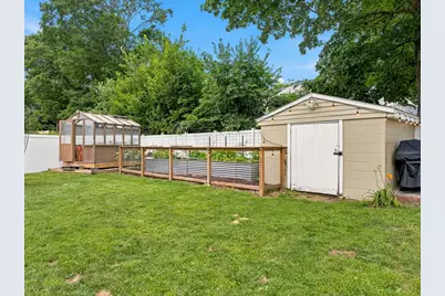 32 North Mountain, Melrose, MA 02176 - Photo 7