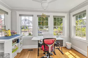 128 Willow St, Boston, MA 02132 - Photo 9