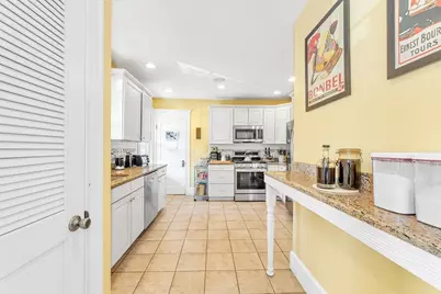 128 Willow St #1, Boston, MA 02132 - Photo 7