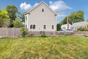 128 Willow St, Boston, MA 02132 - Photo 29