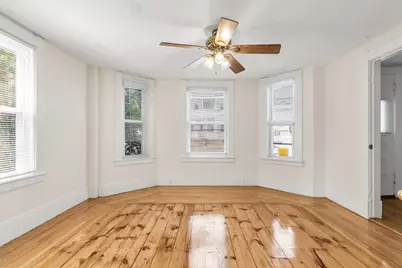 165 University Ave, Lowell, MA 01854 - Photo 3