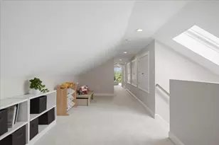 9 Park St, Boston, MA 02122 - Photo 31