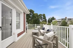 9 Park St, Boston, MA 02122 - Photo 15