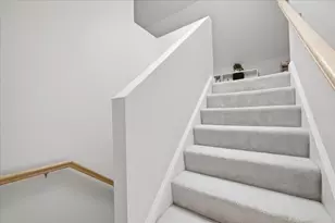 9 Park St, Boston, MA 02122 - Photo 27