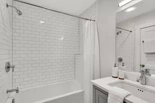 26 Hardwick St, Cambridge, MA 02141 - Photo 23