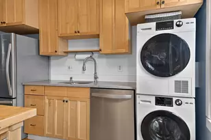 39 Burnside Ave, Somerville, MA 02144 - Photo 11