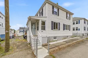 54A Bay State Rd, Quincy, MA 02171 - Photo 3