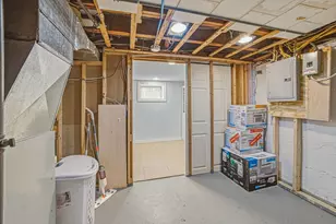 54A Bay State Rd, Quincy, MA 02171 - Photo 25