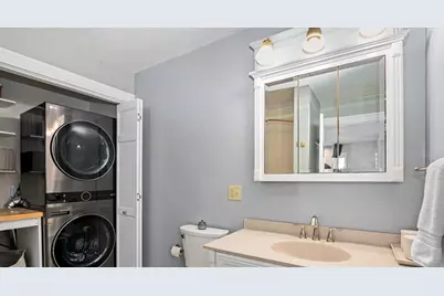 56 Hewlett Street #1, Boston, MA 02131 - Photo 25