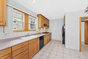 213-215 Main St, Melrose, MA 02176 - Photo 9