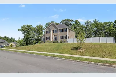 377 Rebecca Rd, Northbridge, MA 01588 - Photo 7