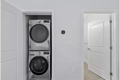 205 Maverick St #201, Boston, MA 02128 - Photo 17