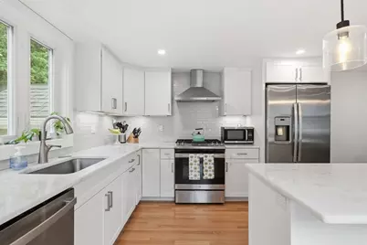 42 Messinger St #42, Canton, MA 02021 - Photo 7