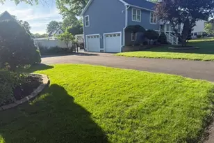 10 Dean St, Hudson, MA 01749 - Photo 3