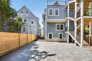 131 Hudson St, Somerville, MA 02144 - Photo 31