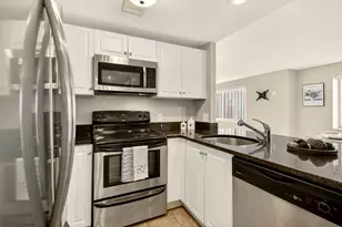 8 Museum Way, Cambridge, MA 02141 - Photo 3