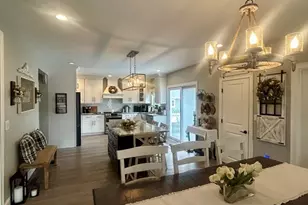 29 Bennett St, Hudson, MA 01749 - Photo 15