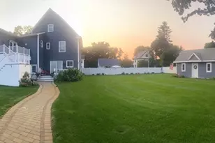 29 Bennett St, Hudson, MA 01749 - Photo 7