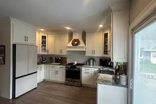 29 Bennett St, Hudson, MA 01749 - Photo 13