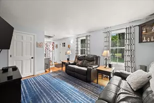 14 Cliff Rd, Bellingham, MA 02019 - Photo 13