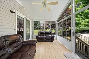14 Cliff Rd, Bellingham, MA 02019 - Photo 9