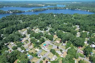 13 Marjorie Dr, Halifax, MA 02338 - Photo 9