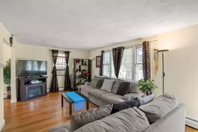 42 Rockland Ave, Arlington, MA 02474 - Photo 5