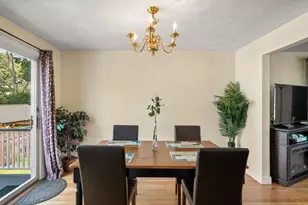 42 Rockland Ave, Arlington, MA 02474 - Photo 11