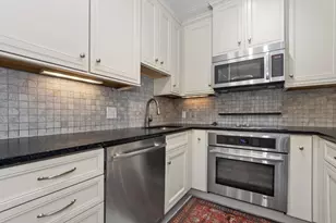 280 Commonwealth Ave, Boston, MA 02116 - Photo 5