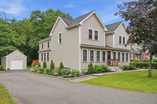 42 Messinger St, Canton, MA 02021 - Photo 3