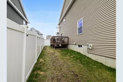 130 Andrews St #130, Lowell, MA 01852 - Photo 27