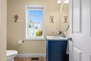130 Andrews St, Lowell, MA 01852 - Photo 13