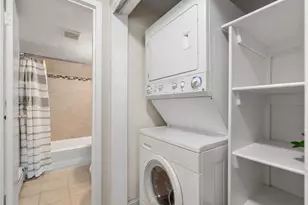 1105 Lexington St, Waltham, MA 02452 - Photo 15
