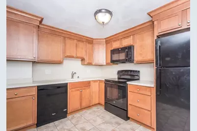 1105 Lexington St #4-1, Waltham, MA 02452 - Photo 5