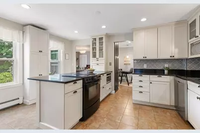 276 Salem St, Wakefield, MA 01880 - Photo 11