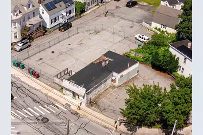 380 Lawrence St, Lowell, MA 01852 - Photo 21