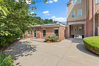 4 Powder Mill Sq #107, Andover, MA 01810 - Photo 25
