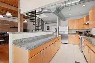 4 Powder Mill Square, Andover, MA 01810 - Photo 5