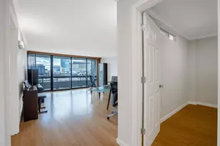 566 Commonwealth, Boston, MA 02215 - Photo 23