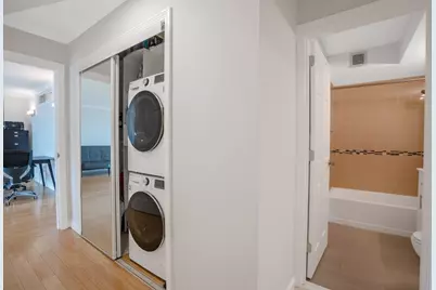 566 Commonwealth #906, Boston, MA 02215 - Photo 11