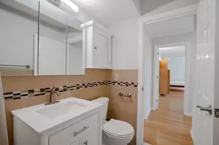 566 Commonwealth, Boston, MA 02215 - Photo 21